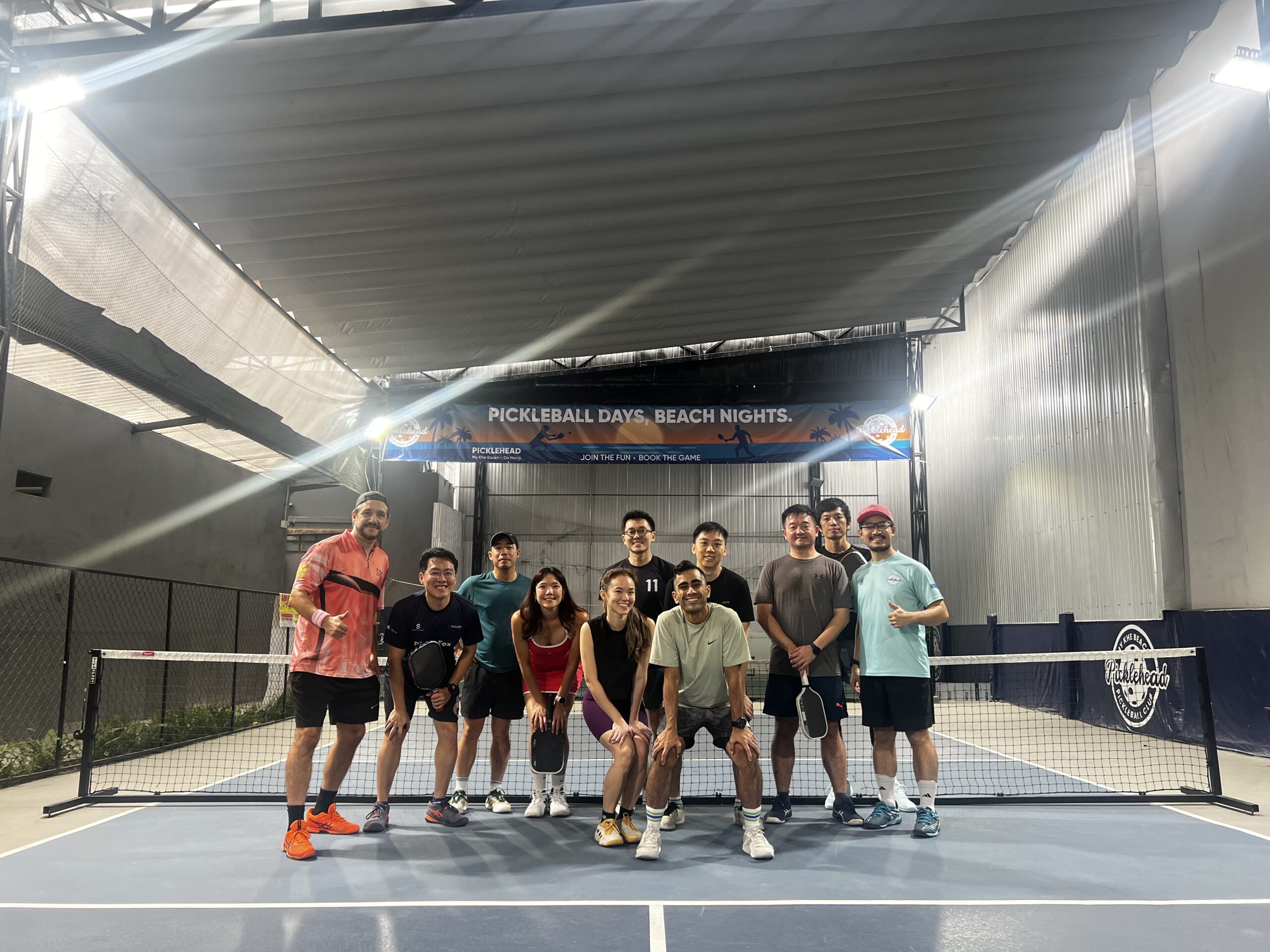 Coach-Ho-hosts-a-pickleball-social-play-for-advanced-players-in-da-nang
